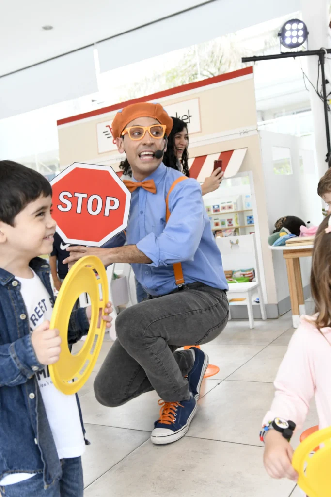 blippi meekah animaciones cumpleaños shows 5