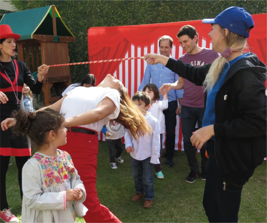 kermesse roja cumpleaños animacion a domicilio 3